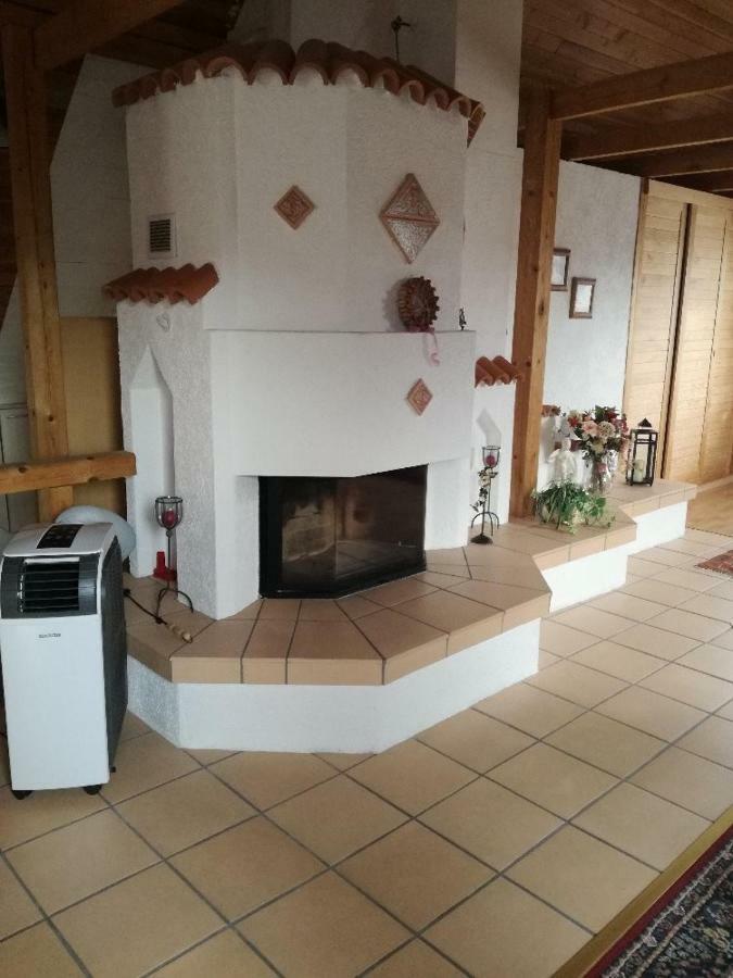 Apartmany Pod Hradem Holstejn Εξωτερικό φωτογραφία